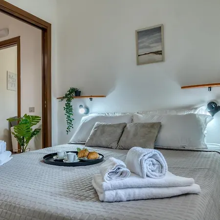 Izzhome Escape 2 * Villa San Pietro