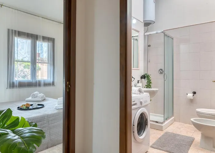 Izzhome Escape 2 圣彼得罗镇